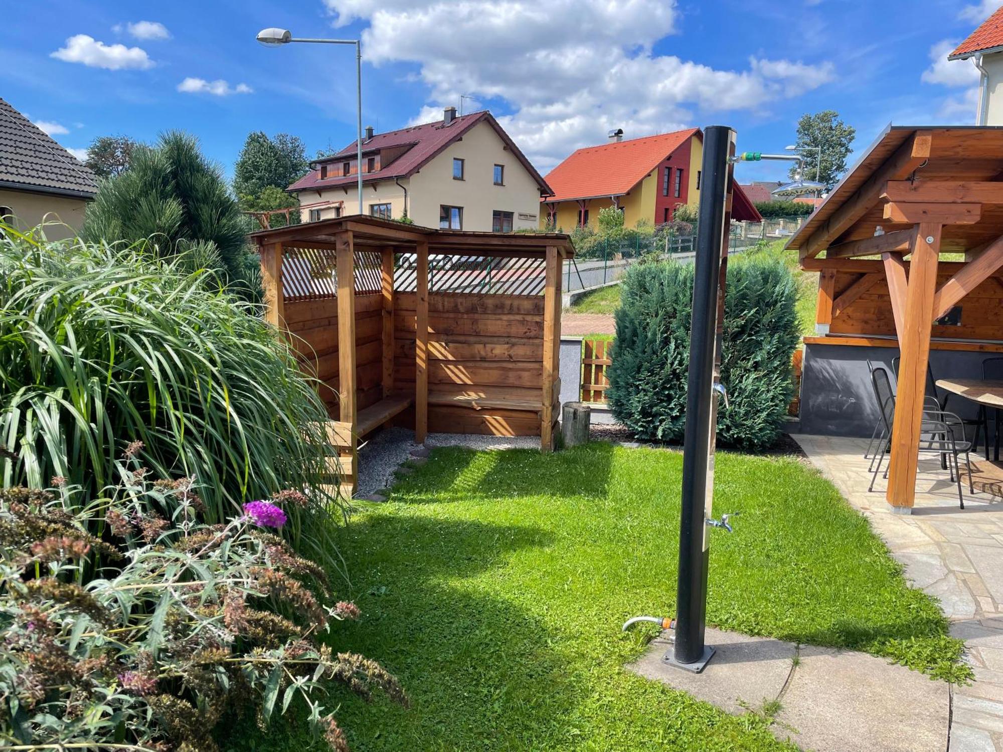 Apartman U Kovaru Kasperske Hory Buitenkant foto