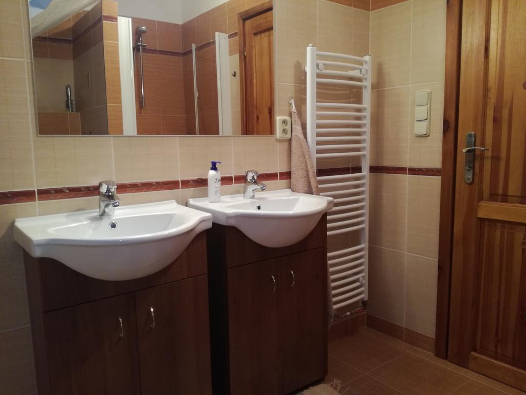Apartman U Kovaru Kasperske Hory Buitenkant foto